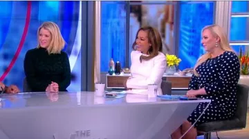 La théorie du Mouvement de la Toile Veste portée par le Sunny Hostin sur Le point de Vue le 18 février 2019