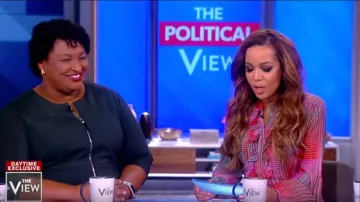 Saloni Raquel Ceinturée en Soie Midi habit porté par Sunny Hostin sur Le point de Vue le 27 Mars 2019