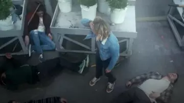 Vans Old Skool Original Sneaker worn by Dagger (Olivia Holt) in Marvel's Cloak & Dagger (S02E05)