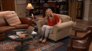 Isabel Marant Hellea Slide Sandals worn by Penny (Kaley Cuoco) in The Big Bang Theory (S12E20)