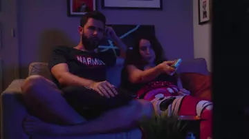 The t-shirt Narmol of Cyprian, who in his YouTube video WATCH SERIES