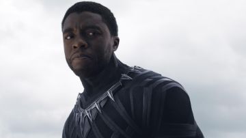 The replica of the collar of the costume of the Black Panther T Challa (Chadwik Boseman) in a Black Panther
