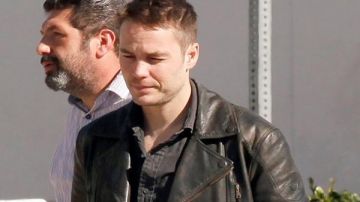 Le blouson en cuir porté par l'Officer Paul Woodrugh (Taylor Kitsch) dans la série True Detective (Saison 2 Episode 4)