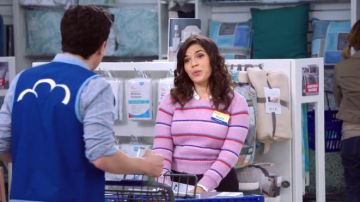 Etoile Isabel Marant Gian Pull Rayé Lilas porté par Amy (America Ferrera) en Hypermarché (S04E17)