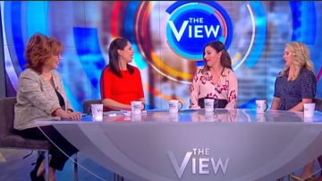 Eileen Fisher Coton Roundneck Recadrée Veste portée par Joy Behar sur La Vue 2 avril 2019