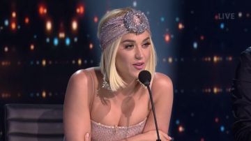 Raisa & Vanessa Crystal Pendant Earrings worn by Katy Perry on American Idol April 2019