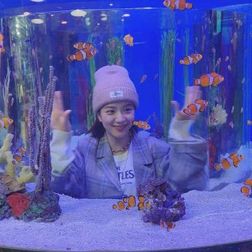 The bonnet Vivienne Westwood worn by Jisoo on the account instagram @sooyaaa__