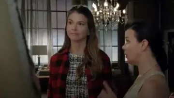 BB Dakota Suzett Buffalo Plaid Shirt Dress worn by Liza Miller (Sutton Foster) in Younger (S01E02)