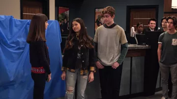 Urban Outfitters Eli Perfect Button Down Flannel Shirt worn by Nick (Siena Agudong) in No Good Nick (S01E07)
