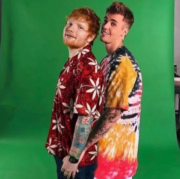 The hawaiian shirt worn by Ed Sheeran on a post-Instagram