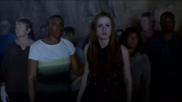 Marni Edition People Print Crepe Blusa usada por Norrie Calvert-Hill (Mackenzie Lintz) en Under the Dome (S03E01)