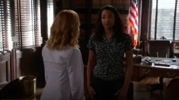 Current Elliott Emma Shirt worn by Eva Sinclair (Kylie Bunbury) in Under the Dome (S03E04)