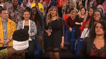 French Connection Voletta Crepe Knit Dress usado por Wendy Williams en The Wendy Williams Show 30 de abril de 2019