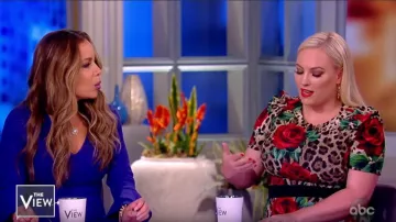 Dolce & Gabbana Leopard And Floral Printed Top usado por Meghan McCain en The View 30 de abril de 2019