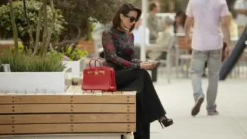 Hermes  Birkin Bag worn by Deann Anderson (Lexa Doig) in The Arrangement (S02E10)