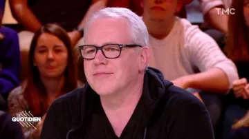 Les lunettes de vue Persol portées par Bret Easton Ellis dans Quotidien du 2 mai 2019