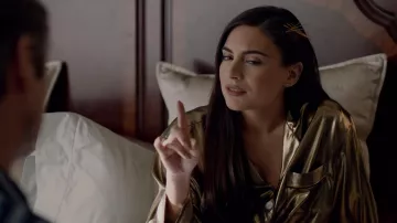 The pyjama golden Sleepy Jones Crystal Jennings (Ana Brenda Contreras) in Dynasty (S02E19)