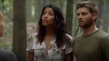 All Saints Silk Palm Octavia Colada worn by Eva Sinclair (Kylie Bunbury) in Under the Dome (S03E09)