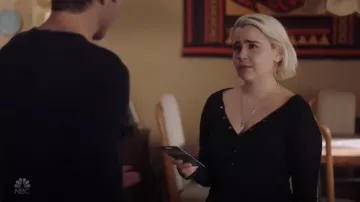 Urban Outfitters Out From Under Everyday Henley Top worn by Annie Marks (Mae Whitman) in Good Girls (S02E09)
