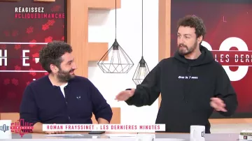 Le hoodie noir "Grande Amore" de Roman Frayssinet dans Clique dimanche (05/05/2019)
