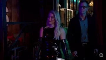 Topshop Unique Patent-leather mini dress worn by Kelsey Peters (Hilary Duff) in Younger (S04E02)