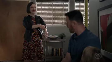 Asos Maternity Maternity Tea Dress usado por Jen (Zoe Lister-Jones) en Life in Pieces (S04E04)