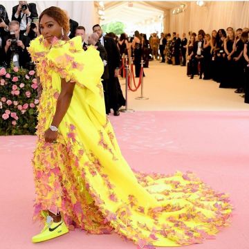 The Off-White x Nike Air Force 1 sneakers worn by Serena Williams on the Instagram account @metgala2019_