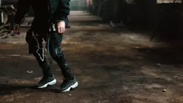The black pants worn by Scarlxrd in her video clip FADED