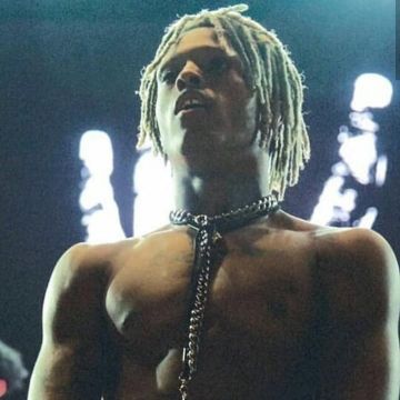 Necklace large chain worn by XXXTentacion on the account Instagram @lilbubuofficial