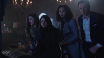 Ted Baker  Sandra Coat worn by Macy Vaughn (Madeleine Mantock) in Charmed (S01E20)