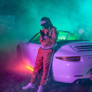 La veste de survêtement rouge Fila de Oldpee sur le compte Ins­ta­gram @13­blo­ckof­fi­ciel