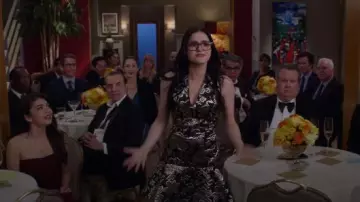 Alice + Olivia Marleen Dress worn by Alex Dunphy (Ariel Winter) in Modern Family (S10E22)