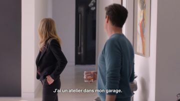 The jacket tailor black by Jen Harding (Christina Applegate) in Dead to Me (S01E08)