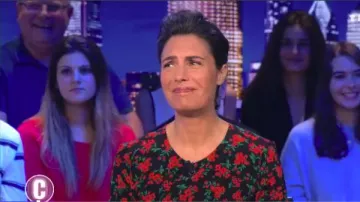 La robe fleurie de Alessandra Sublet dans C'est Canteloup le 10.05.2019