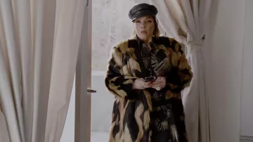 The printed skirt palm trees Victoria Beckham worn by Dominique Deveraux (Michael Michele) in Dynasty (S02E20)