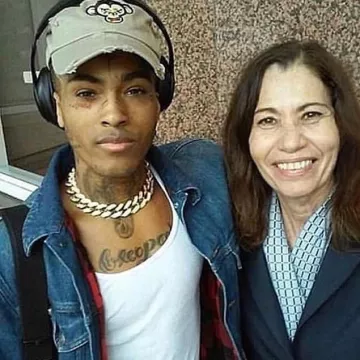 The cap with a monkey print worn by XXXtentacion on the account Instagram @99shooters