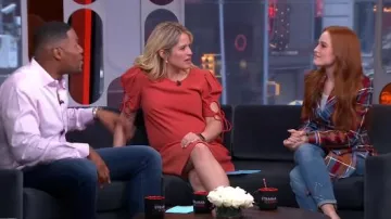 See by Chloe Cinch Manche Maj Robe portée par Sara Haines sur Good Morning America Peut 07,2019