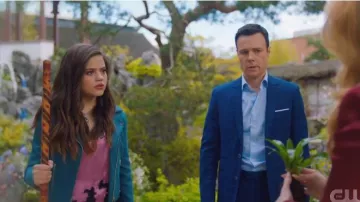 Ted Baker Nisah Jacket worn by Maggie Vera (Sarah Jeffery) in Charmed (S01E21)