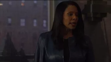 Lafayette 148 Courtney Lambskin Chaqueta de cuero usada por Barbara Kolstad (Erica Tazel) en The Good Fight (S03E09)