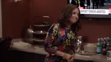Dolce & Gabbana Floral stretch silk cady dress worn by Selina Meyer (Julia Louis-Dreyfus) in Veep (S07E07)