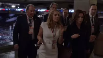 Karen Millen Tailored Belted Pencil Dress worn by Amy Brookheimer (Anna Chlumsky) in Veep (S07E07)