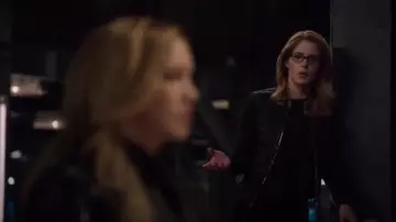 Massimo Dutti Bomber Down Jacket with Leather Detail worn by Felicity Smoak (Emily Bett Rickards) in Arrow (S07E22)