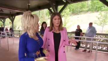 Zara Rose Double Breasted Blazer porté par Jenna Bush Hager, sur aujourd'Hui le 13 Mai 2019