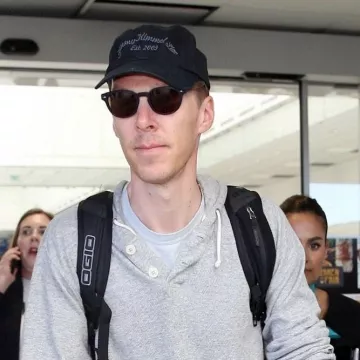 la gorra Jimmy Kimmel Live! por Benedict Cumberbatch en el Festival de Cannes 2019