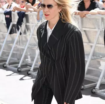 Le long short noir de Chloë Sevigny lors du Festival de Cannes le 14 mai 2019
