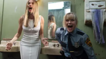 The dress Herve Leger of Sofía Vergara in Hot Pursuit