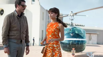 Bag yellow Delvaux Gaby Teller (Alicia Vikander) in The Man from U. N. C. L. E.