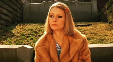 Abrigo de piel Fendi de Margot Tenenbaum (Gwyneth Paltrow) en la familia Tenenbaum