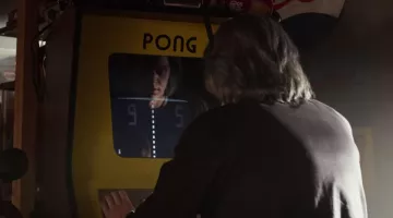 La borne d'arcade Pong utilisée par Peter / Quicksilver (Evan Peters) dans X-Men: Days of Future Past