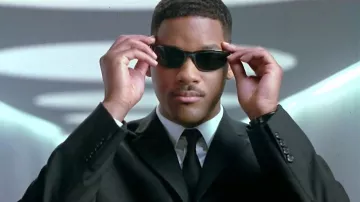 Les lunettes de soleil Ray-ban Predator de James Edwards III / Agent J (Will Smith) dans Men in Black